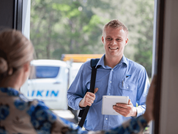 air conditioner servicing brisbane